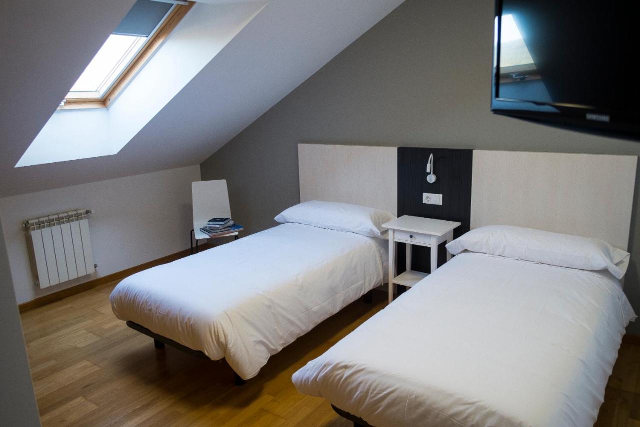 Pension 23-Vinte E Tres O Pedrouzo Exteriör bild