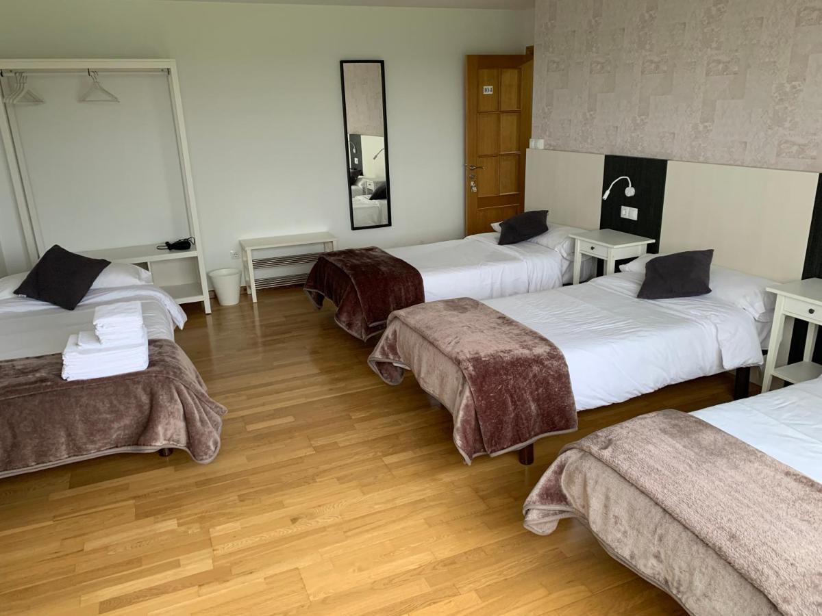 Pension 23-Vinte E Tres O Pedrouzo Exteriör bild